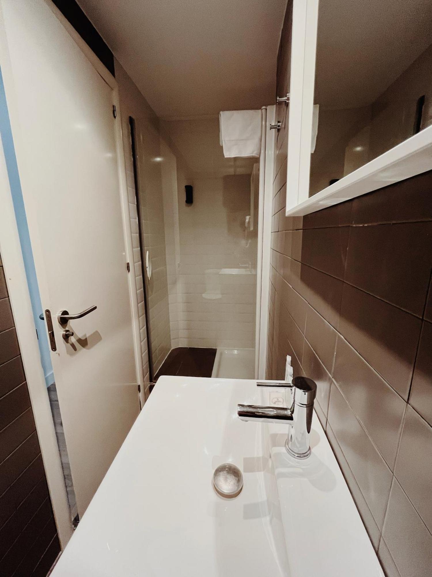 Apartamentos Express By Gaiarooms Barcellona Esterno foto
